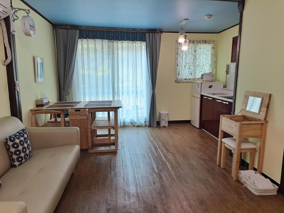 Charm Pension كابيونغ المظهر الخارجي الصورة